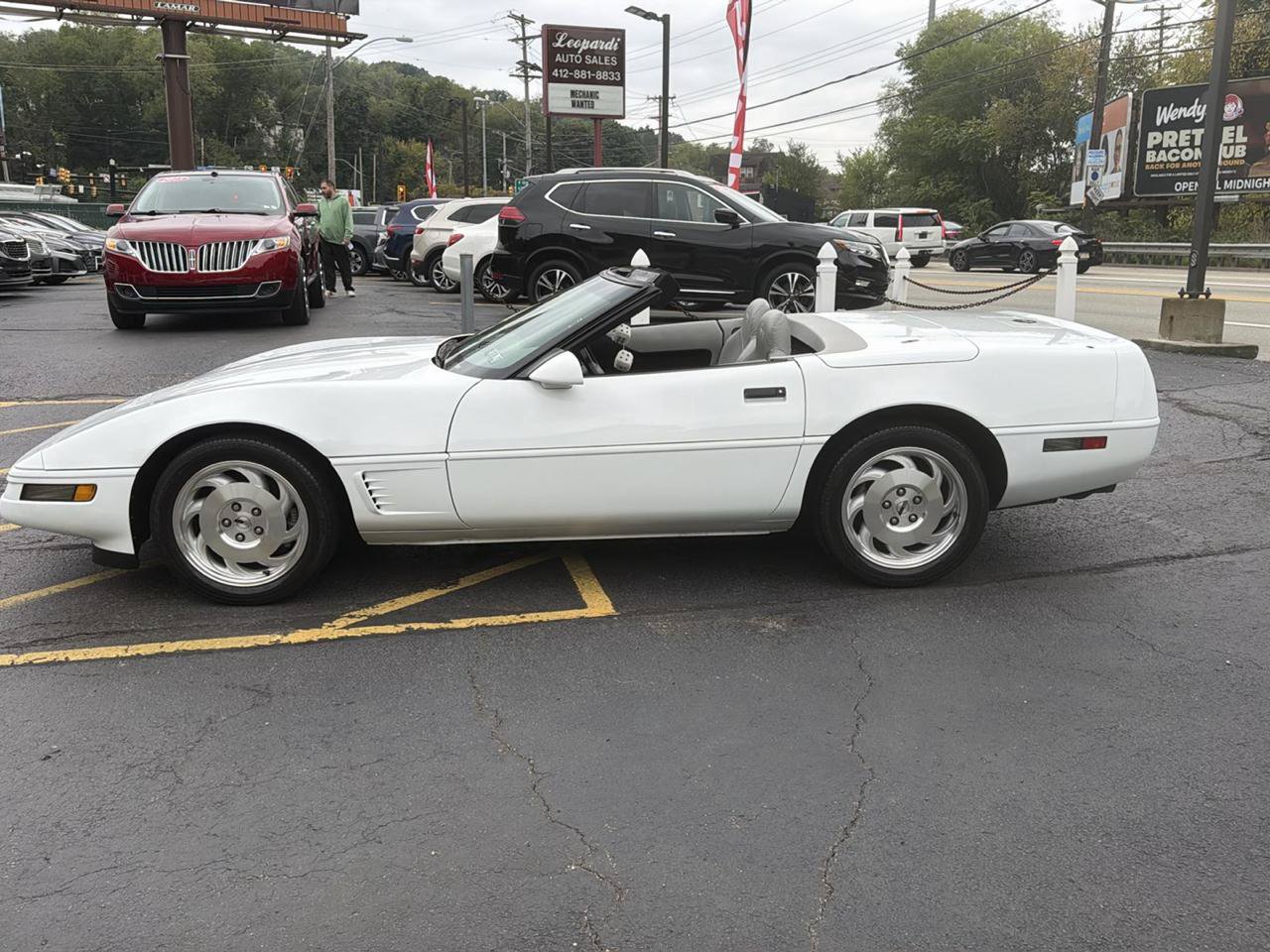 Used 1996 Chevrolet Corvette Convertible RWD image 7