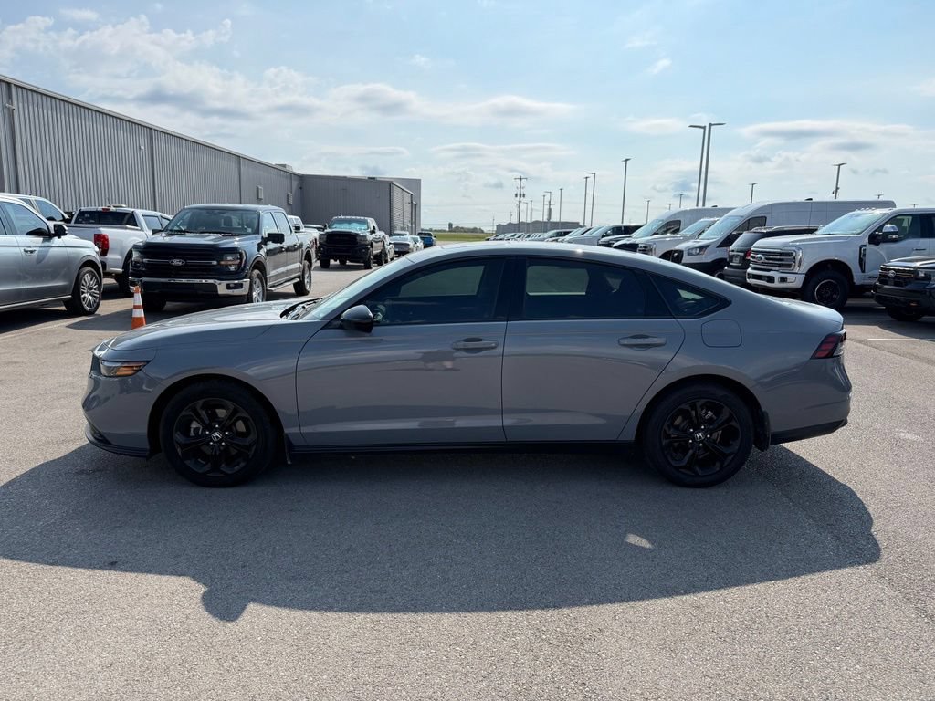 Used 2025 Honda Accord SE image 22