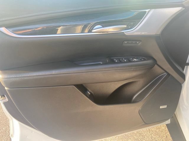 Used 2023 Cadillac XT5 Premium Luxury w/ LPO, Floor Liner Package AWD/4WD image 14