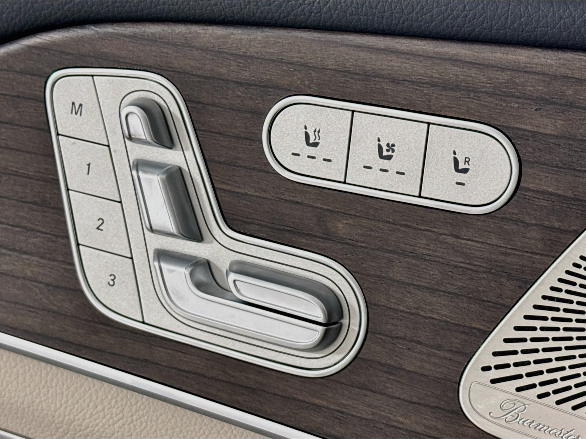 New 2027 Mercedes-Benz GLS 450 4MATIC image 21