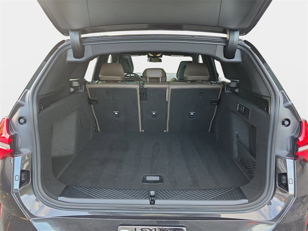 Used 2025 BMW X3 xDrive30i w/ Premium Package image 12