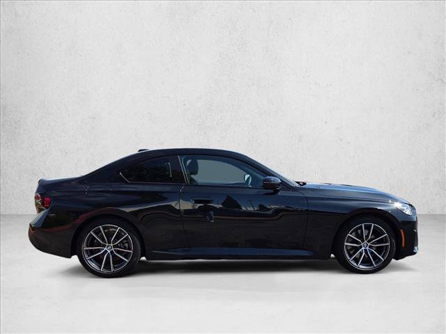 Certified 2024 BMW 230i Coupe w/ Premium Package RWD image 4