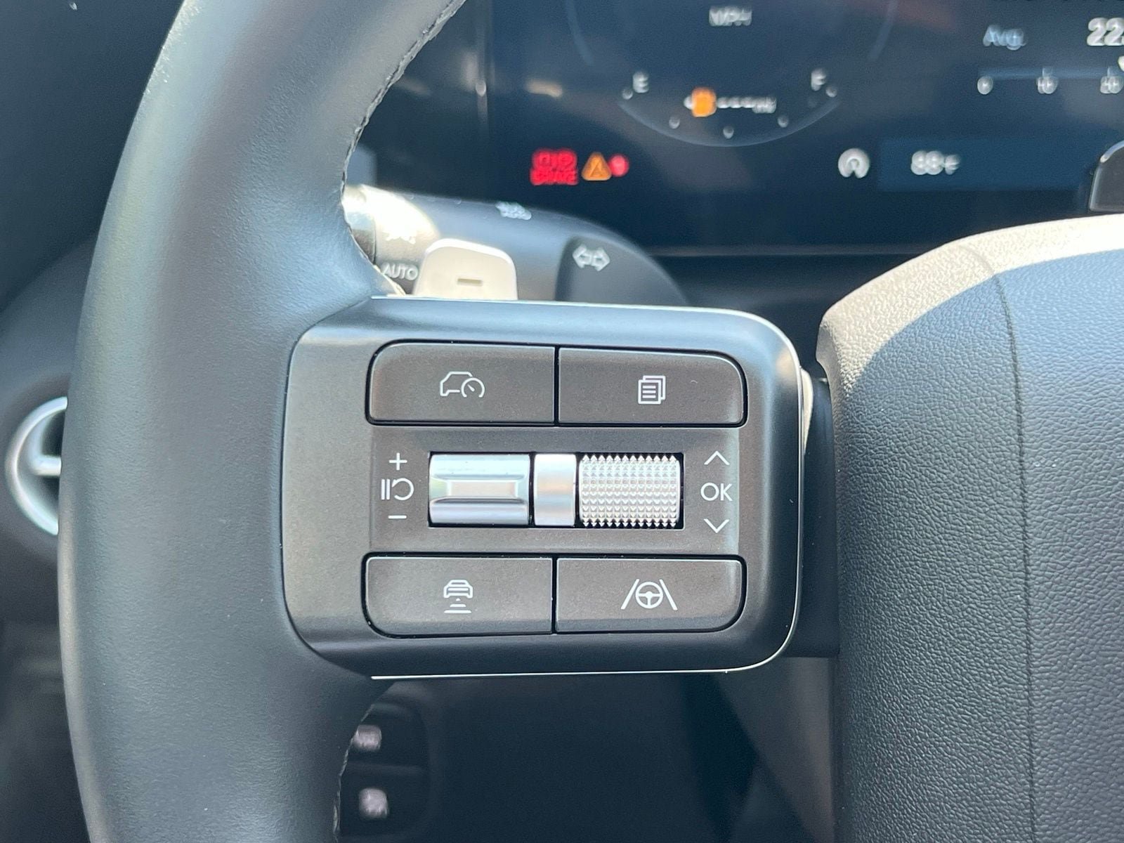 Used 2026 Hyundai Palisade SEL FWD image 31