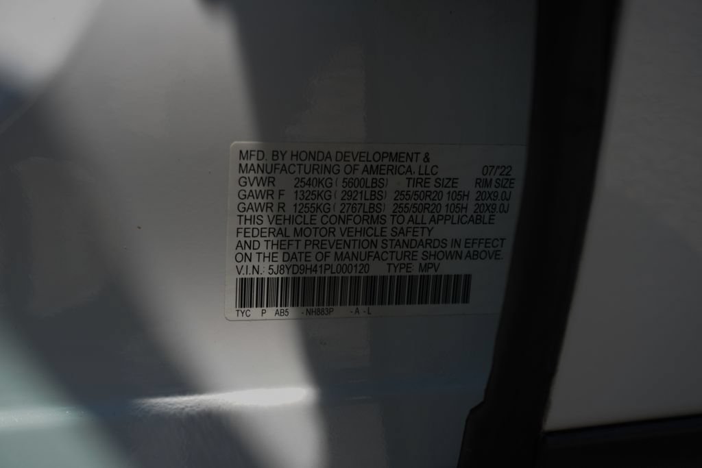 Used 2023 Acura MDX w/ Technology Package FWD image 41