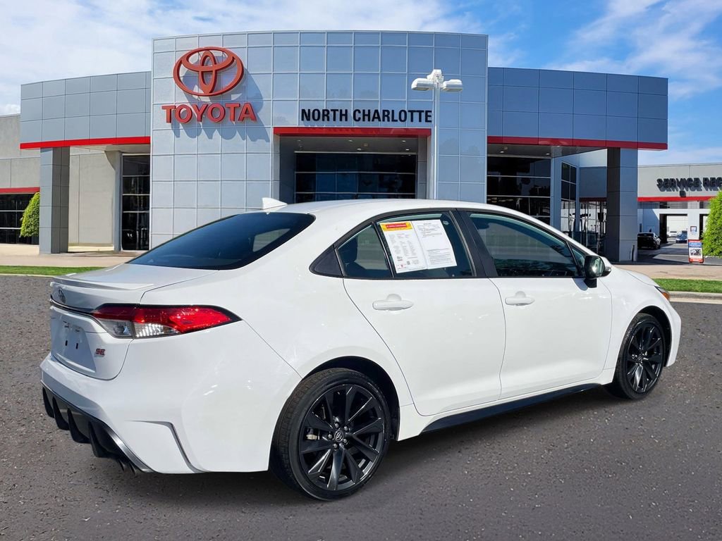 Used 2024 Toyota Corolla SE FWD image 7