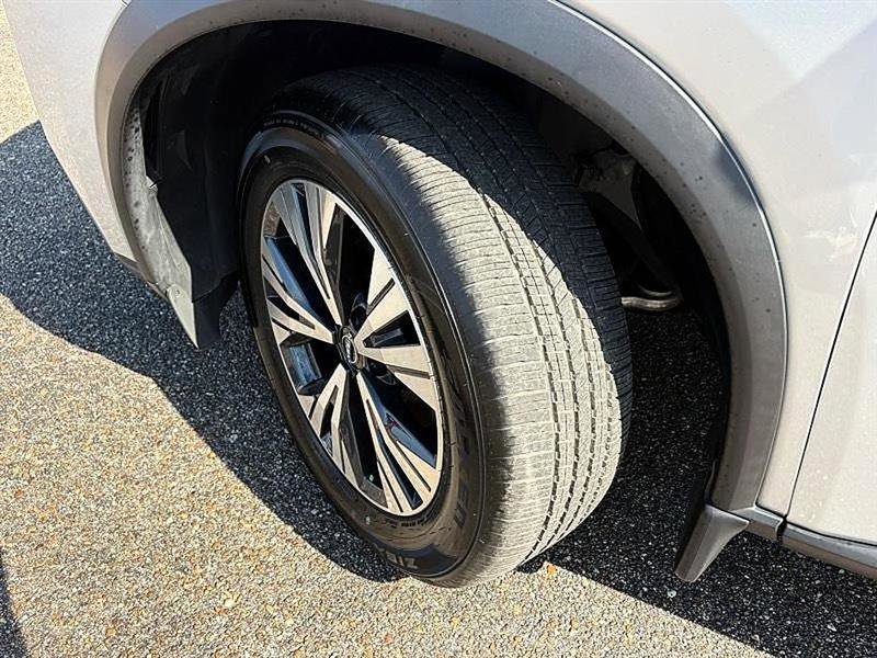 Used 2022 Nissan Rogue SV FWD image 54