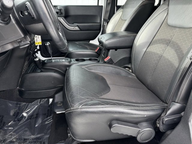 Used 2018 Jeep Wrangler Unlimited Sport image 4