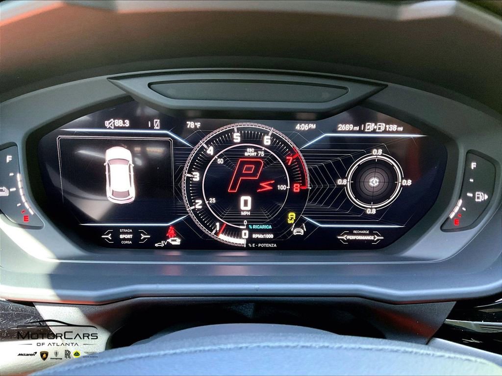 Used 2025 Lamborghini Urus SE image 17