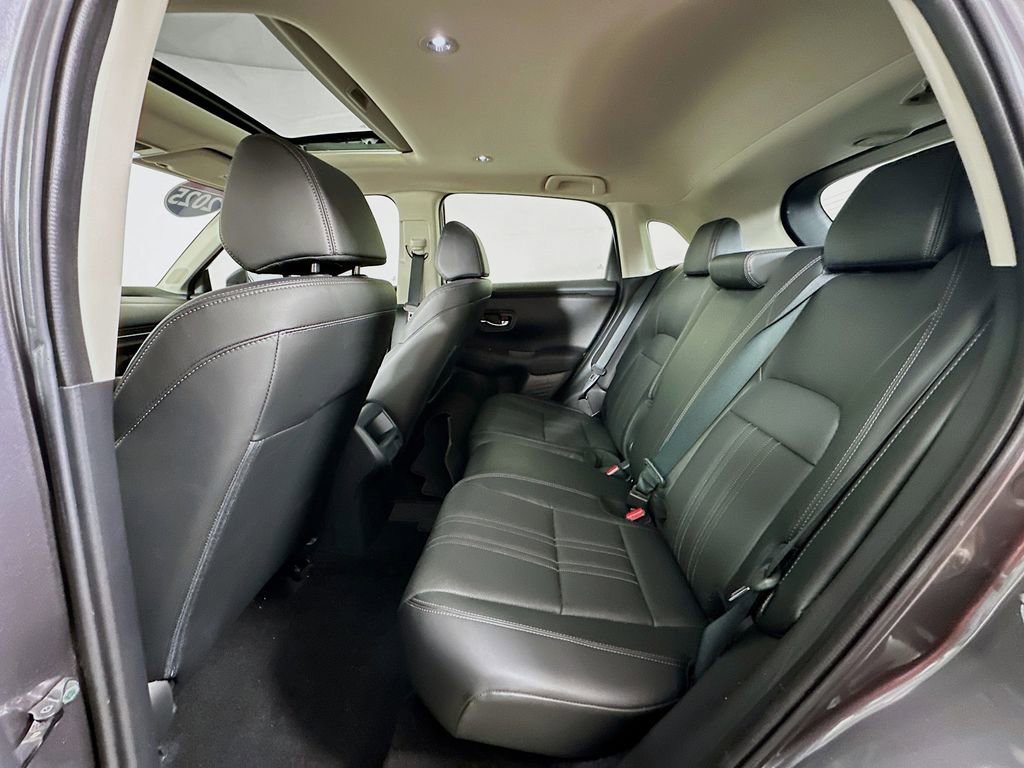 Certified 2025 Honda HR-V EX-L image 17