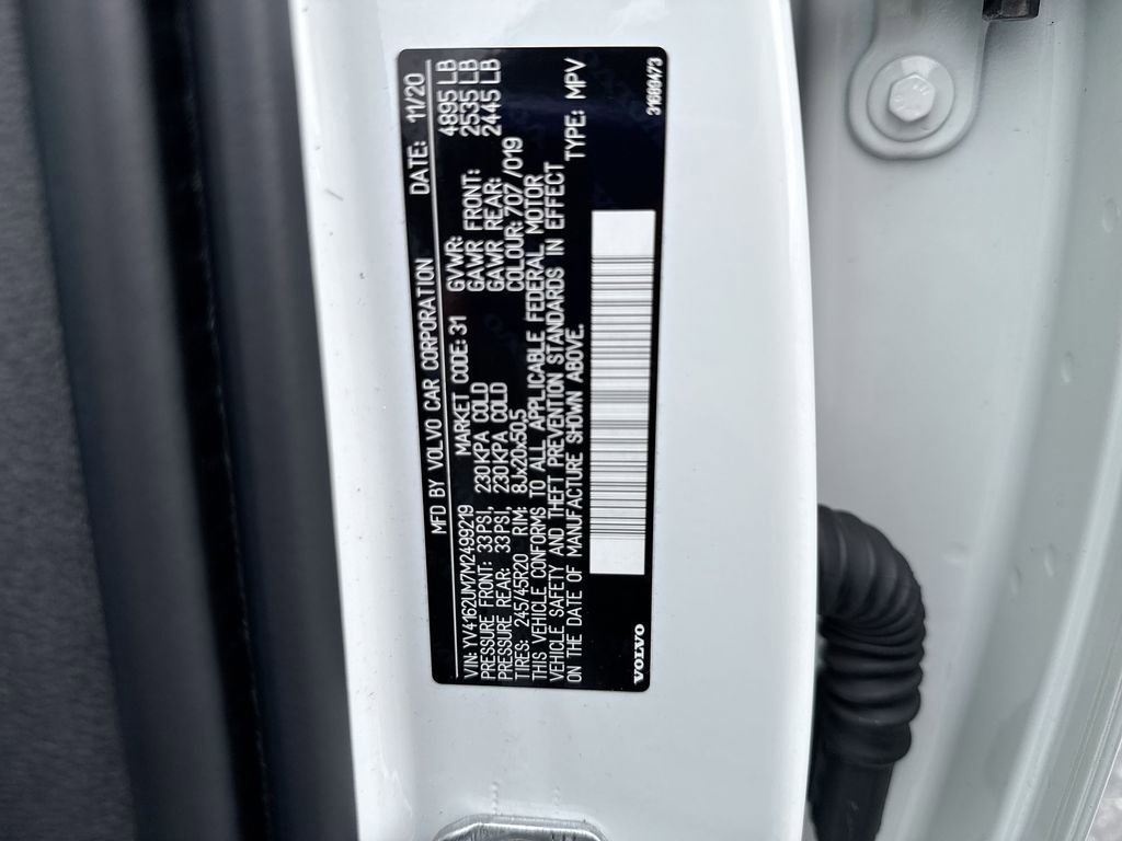 Used 2021 Volvo XC40 T5 R-Design w/ Advanced Package image 26