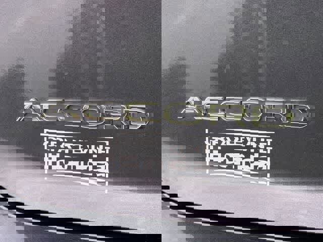 Used 2023 Honda Accord EX image 8