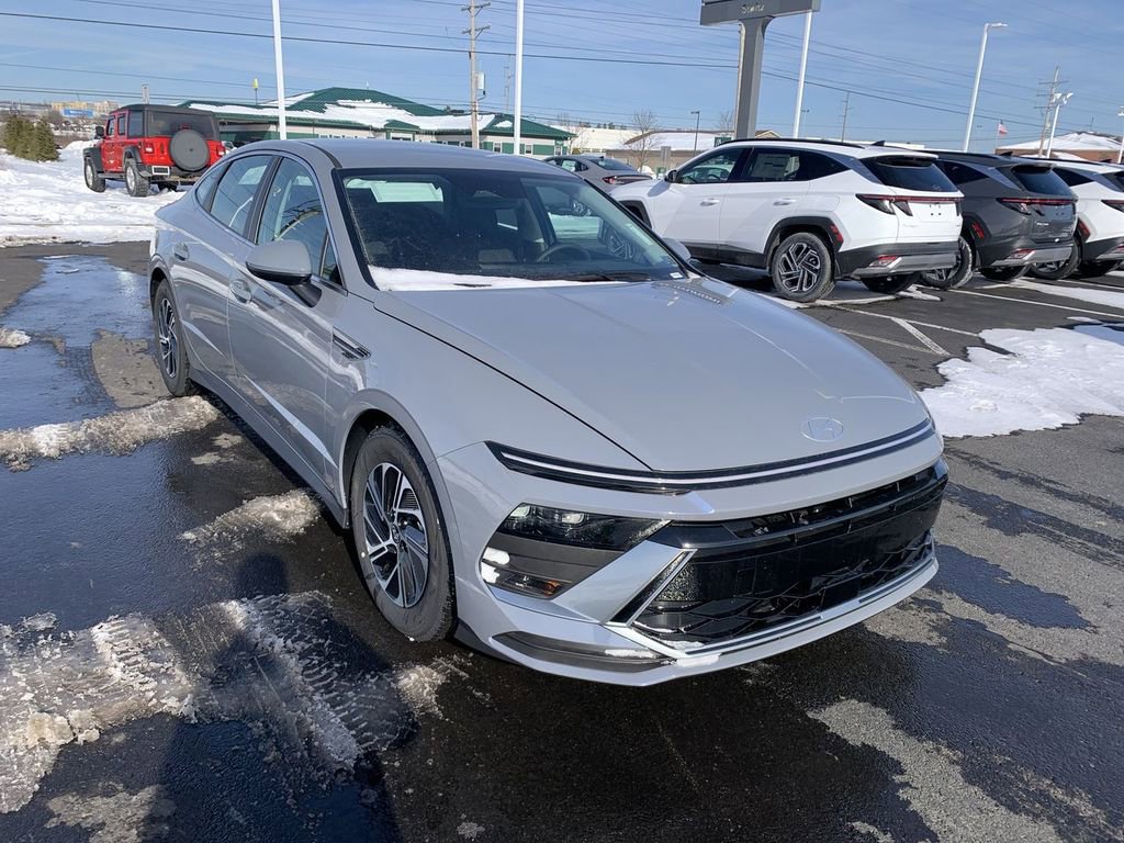 New 2026 Hyundai Sonata Blue