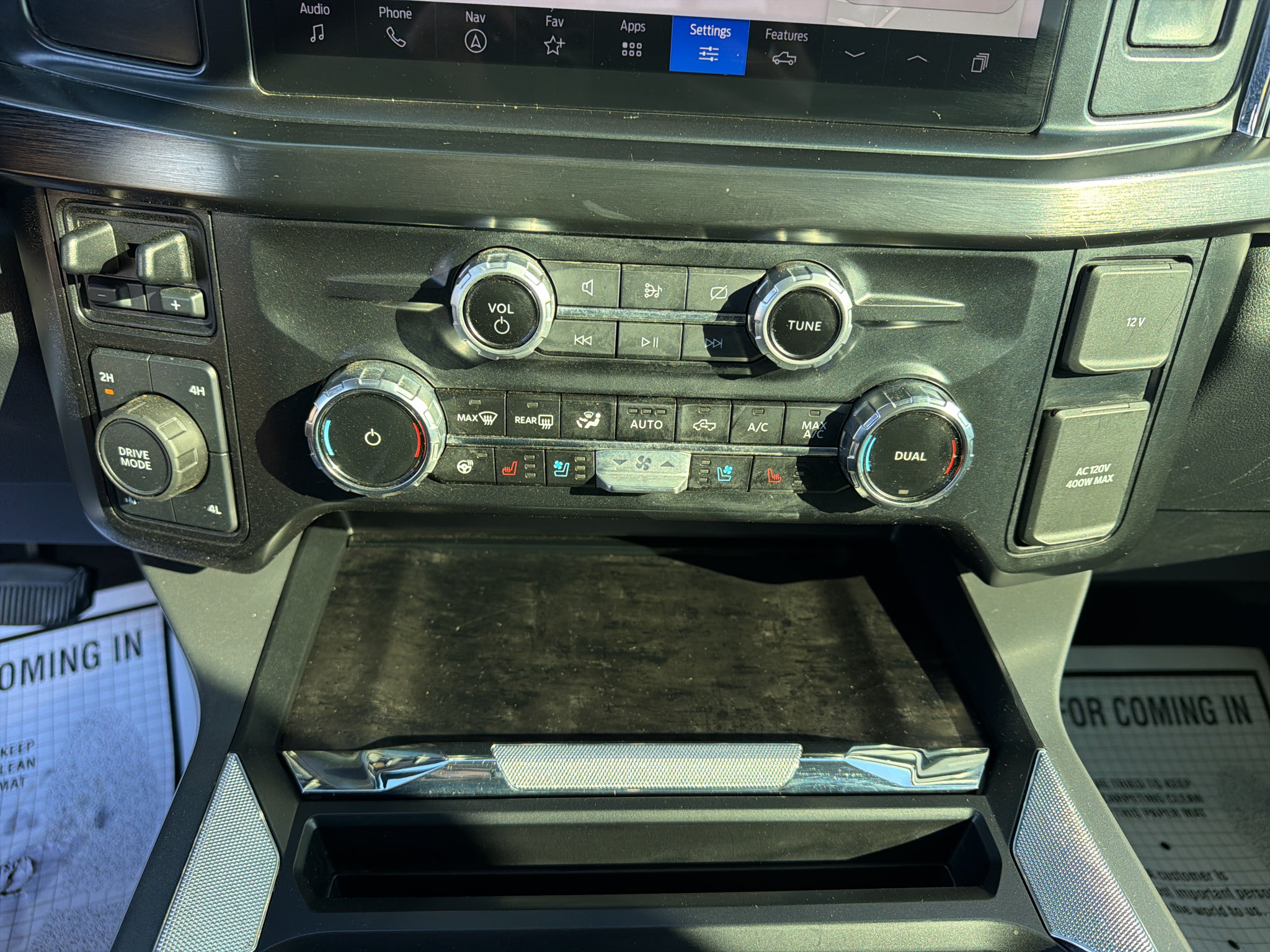Used 2024 Ford F250 Lariat w/ Chrome Package AWD/4WD image 13