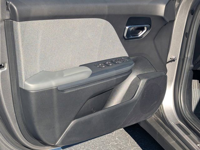 Used 2025 Kia K4 EX image 10