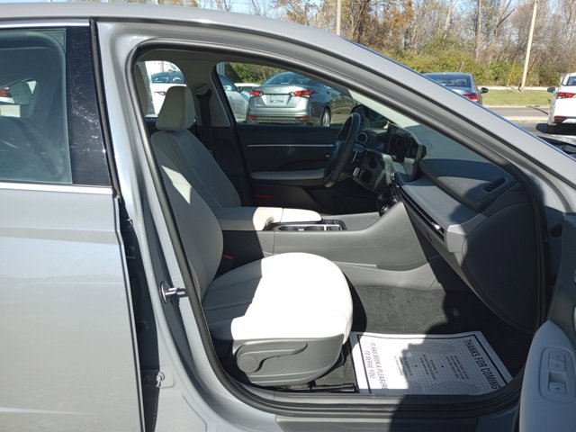 Used 2024 Hyundai Sonata SEL image 15