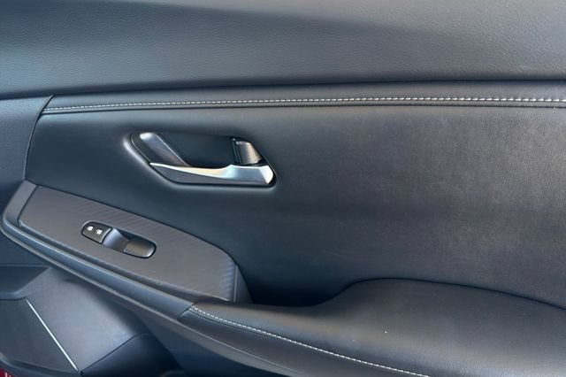 Used 2024 Nissan Sentra SV FWD image 20