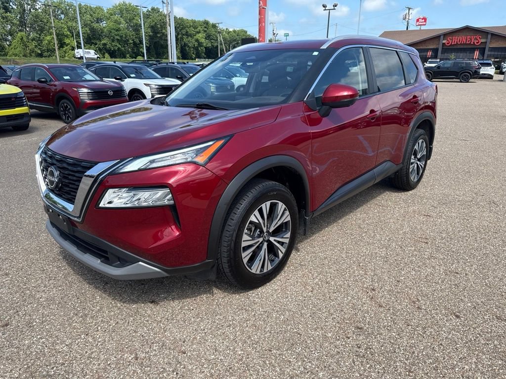 Used 2022 Nissan Rogue SV AWD/4WD image 3