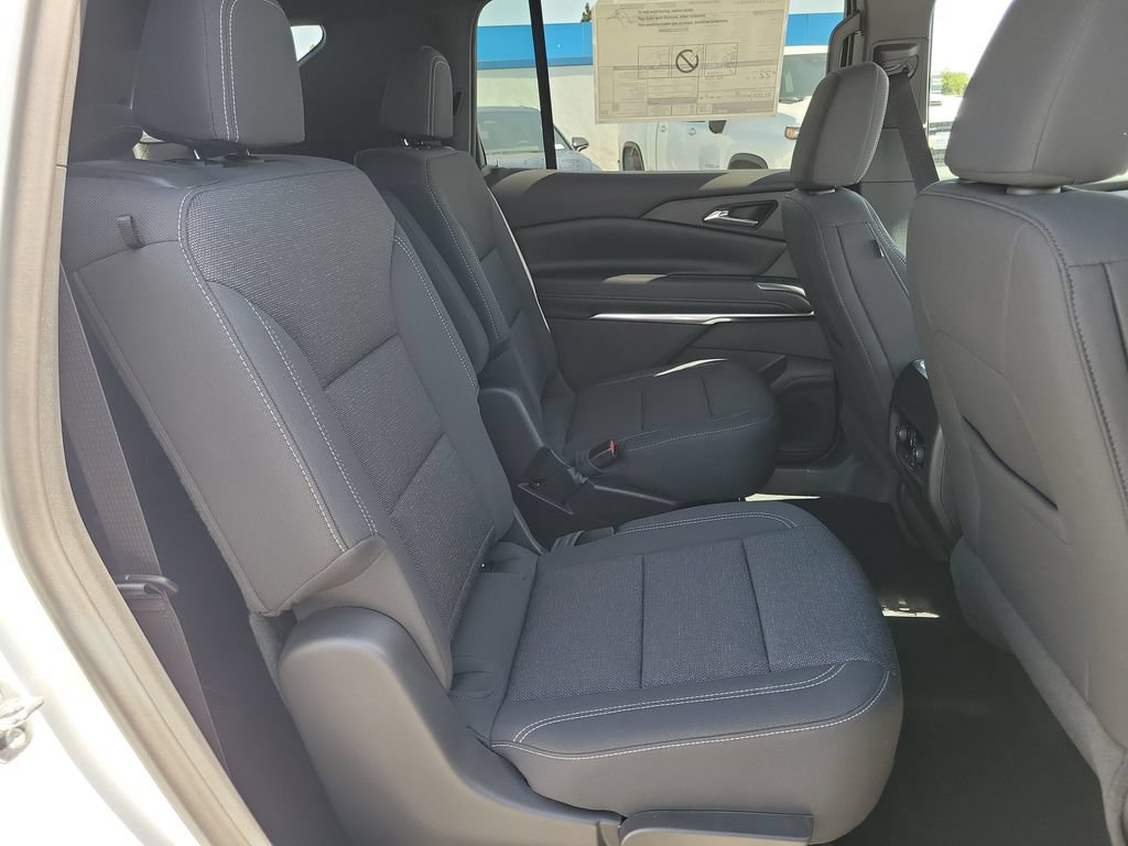 New 2026 Chevrolet Traverse LT w/ Midnight/Sport Edition FWD image 19