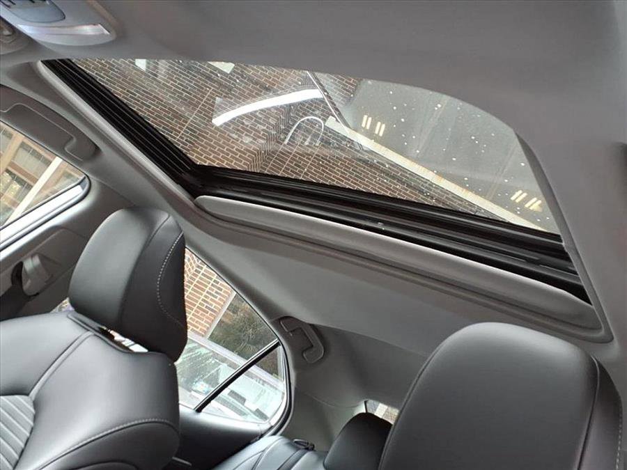 Used 2023 Toyota Camry SE image 21