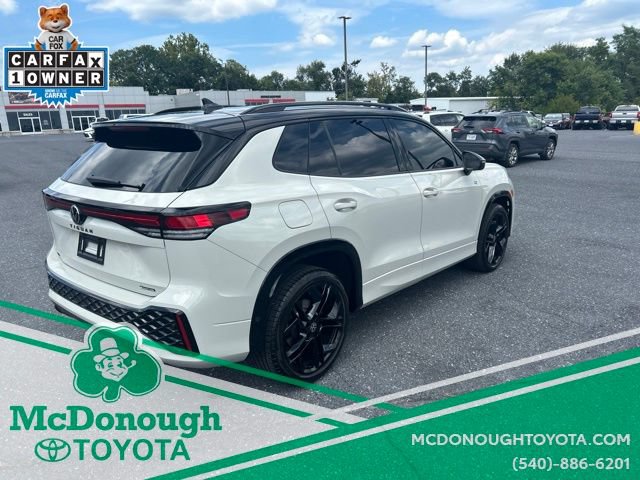 Used 2025 Volkswagen Tiguan SE R-Line AWD/4WD image 4