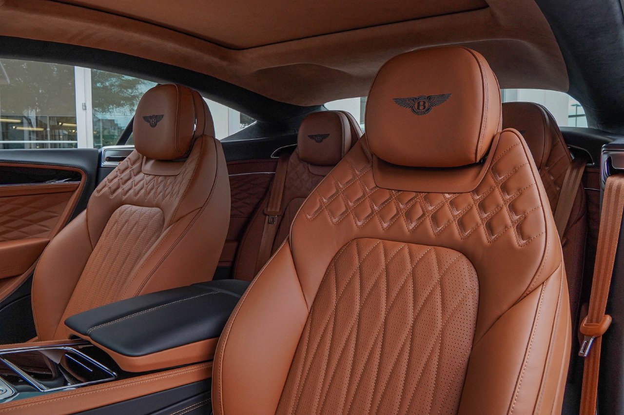 New 2026 Bentley Continental GT Azure AWD/4WD image 24