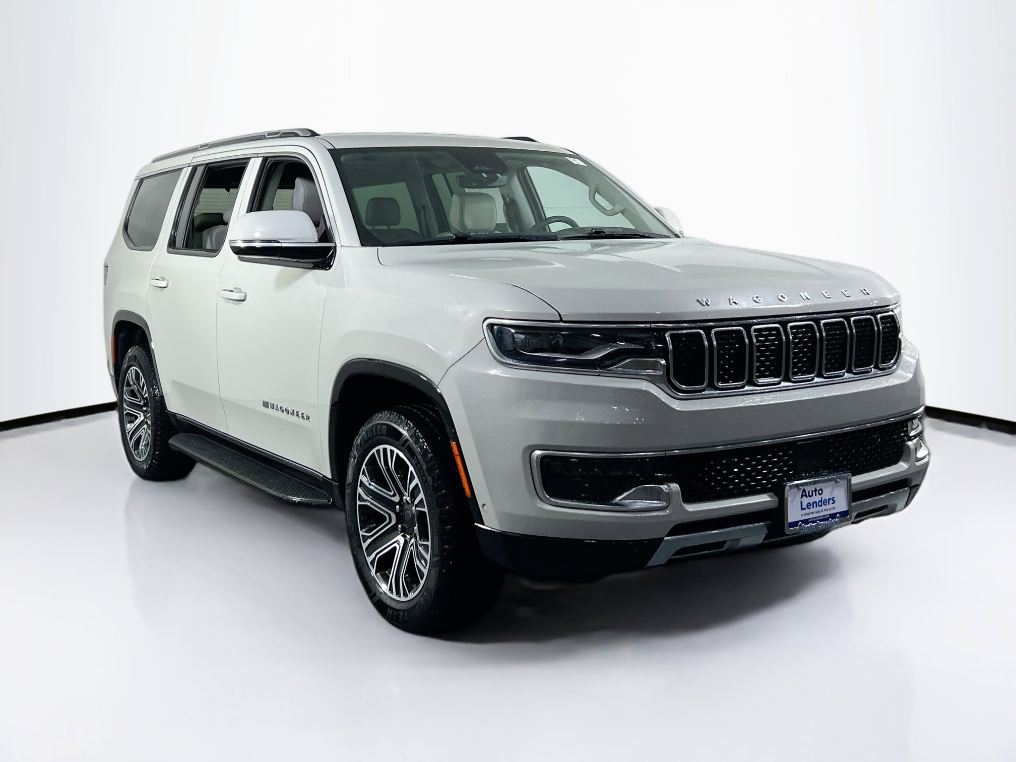 Used 2022 Jeep Wagoneer Series III w/ Flexible Seating Group image 3