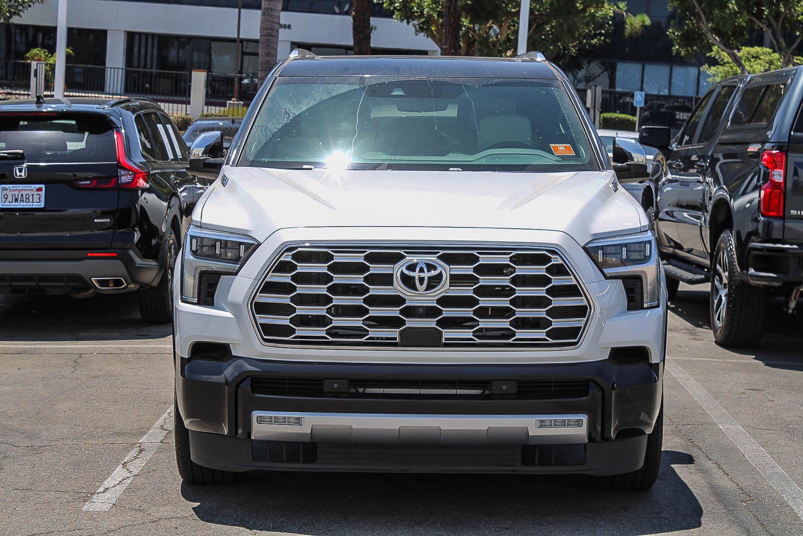 Used 2024 Toyota Sequoia Capstone AWD/4WD image 2