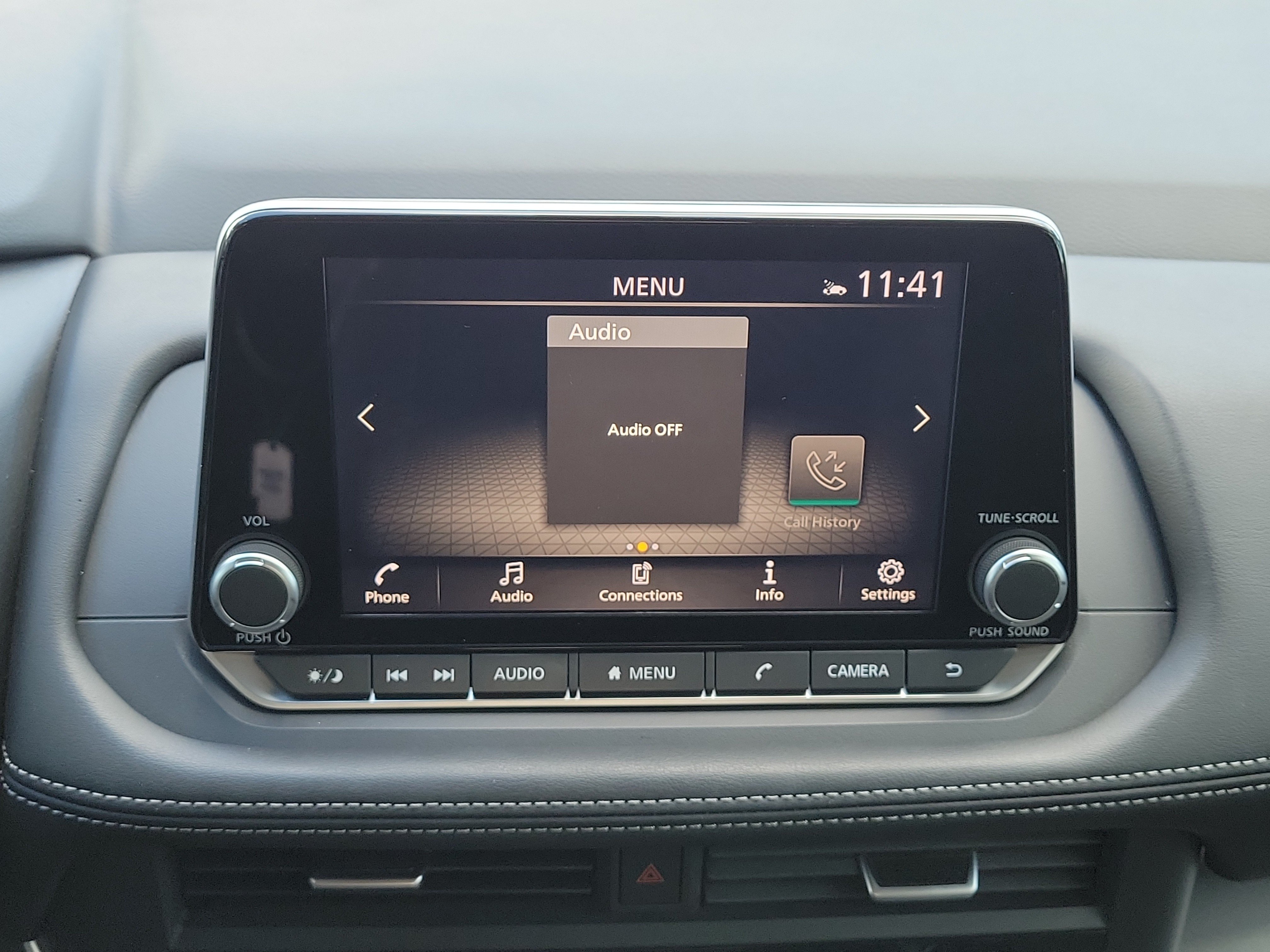 Certified 2024 Nissan Rogue SV FWD image 28