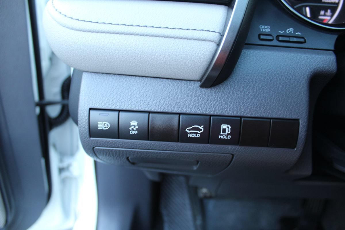 Used 2022 Toyota Camry SE w/ Convenience Package FWD image 25