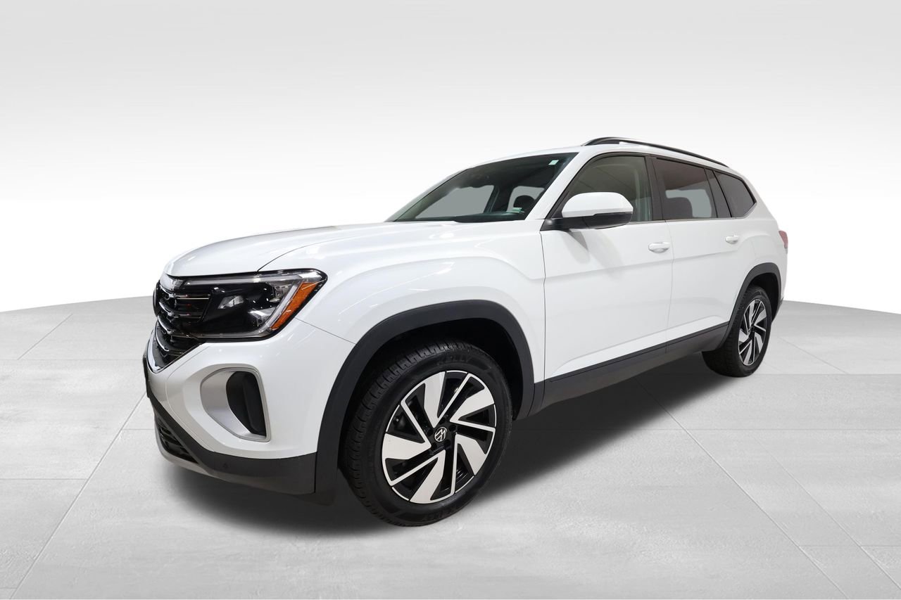 Used 2025 Volkswagen Atlas SE FWD image 8