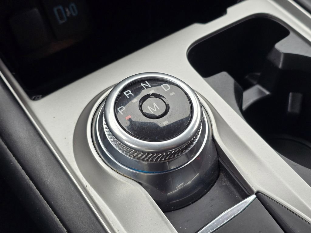 Used 2020 Ford Explorer XLT w/ Comfort Package image 39