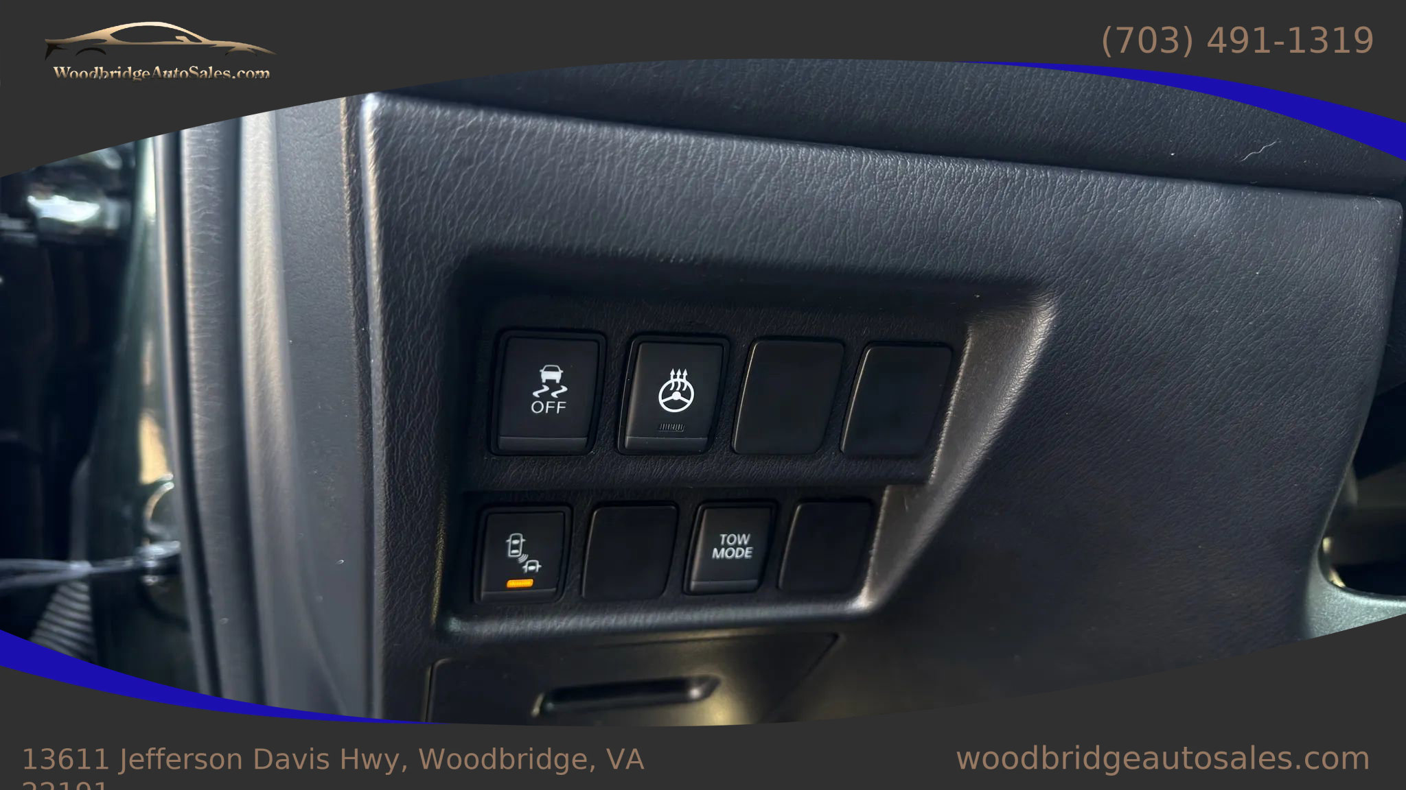 Used 2018 Nissan Pathfinder SV w/ SV Tech Package image 10