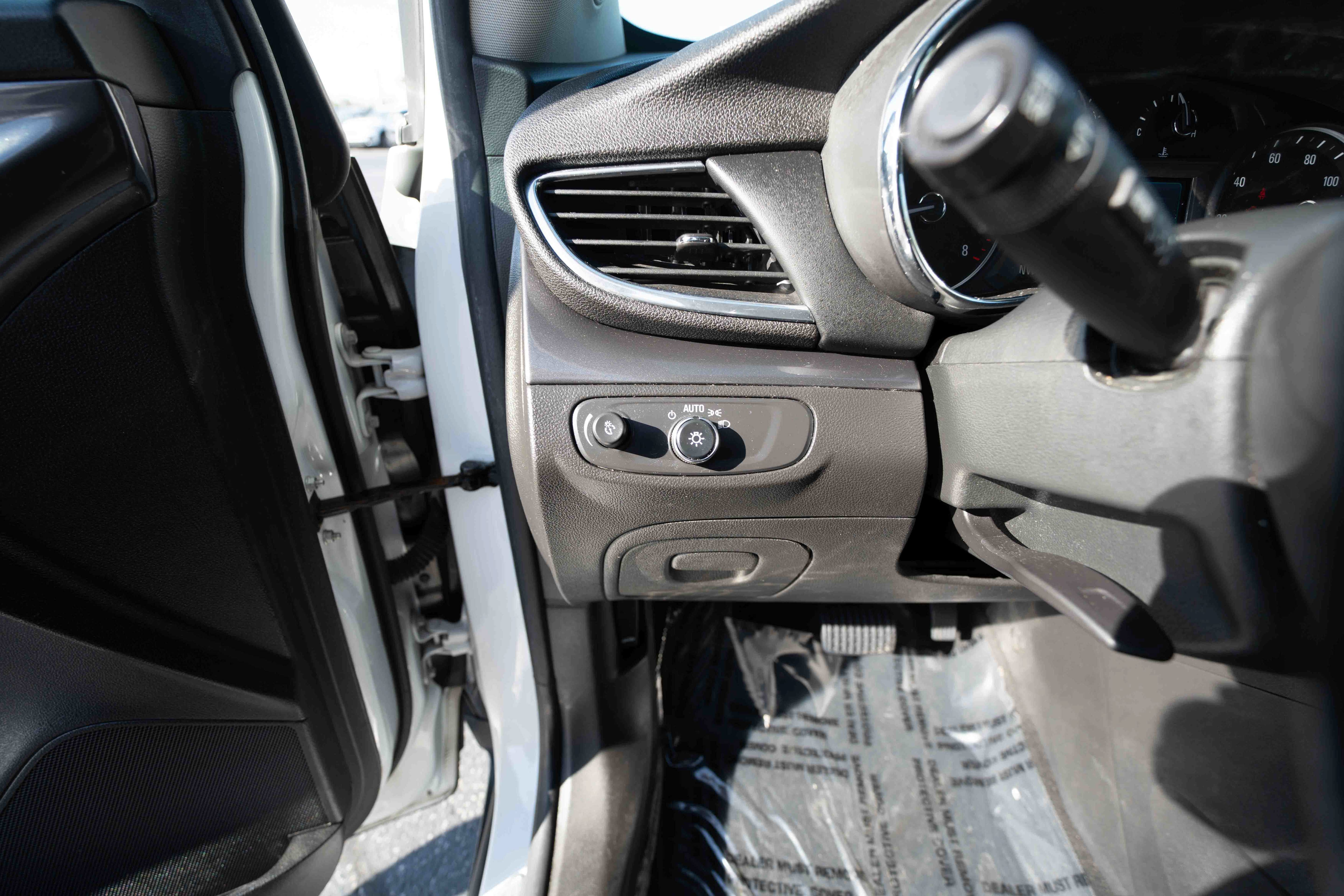 Used 2019 Buick Encore Preferred w/ Safety Package FWD image 11