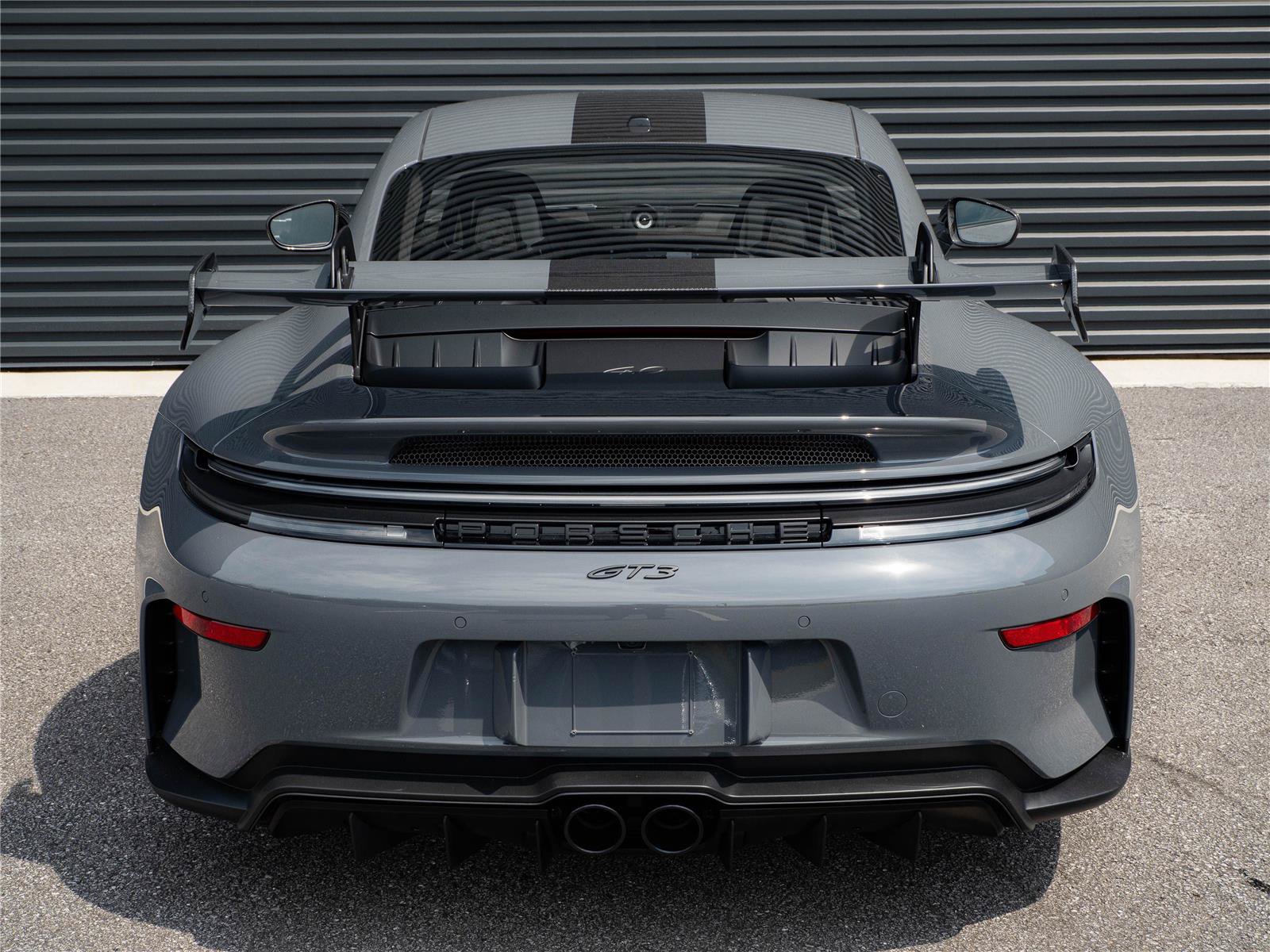 Certified 2026 Porsche 911 GT3 w/ Weissach Package RWD image 25