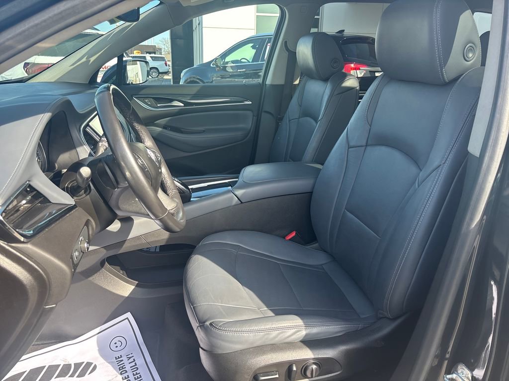 Used 2020 Buick Enclave Essence w/ Sound and Sites Package image 14