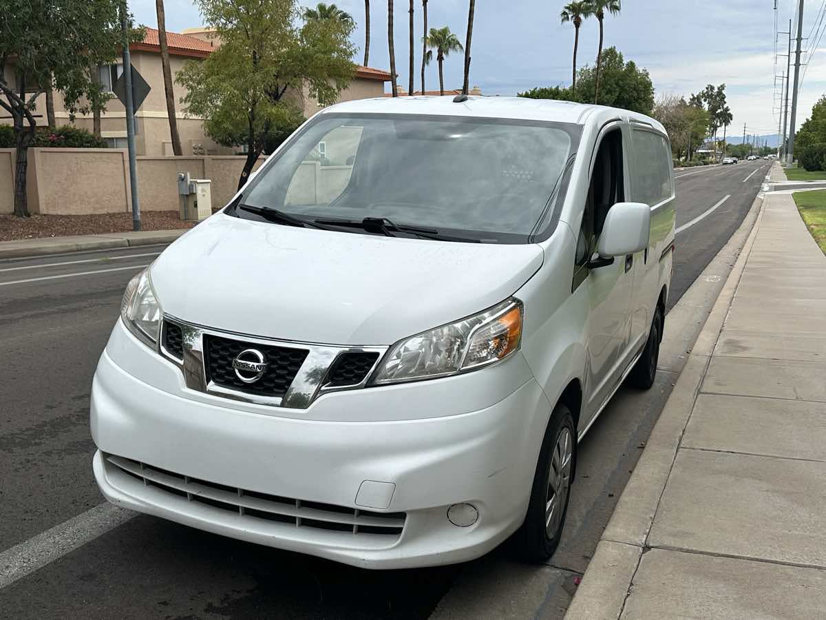 Used 2017 Nissan NV200 SV w/ Technology Package FWD image 4