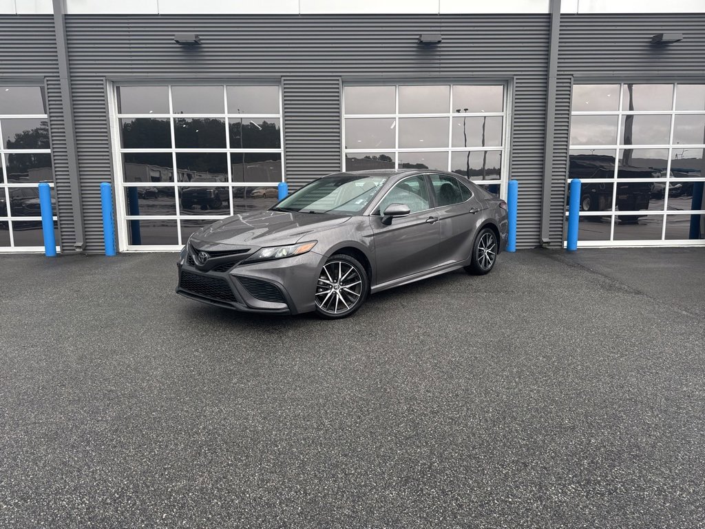 Used 2023 Toyota Camry SE