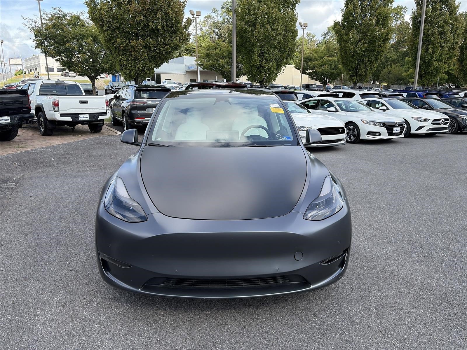 Used 2022 Tesla Model Y Performance AWD/4WD image 8