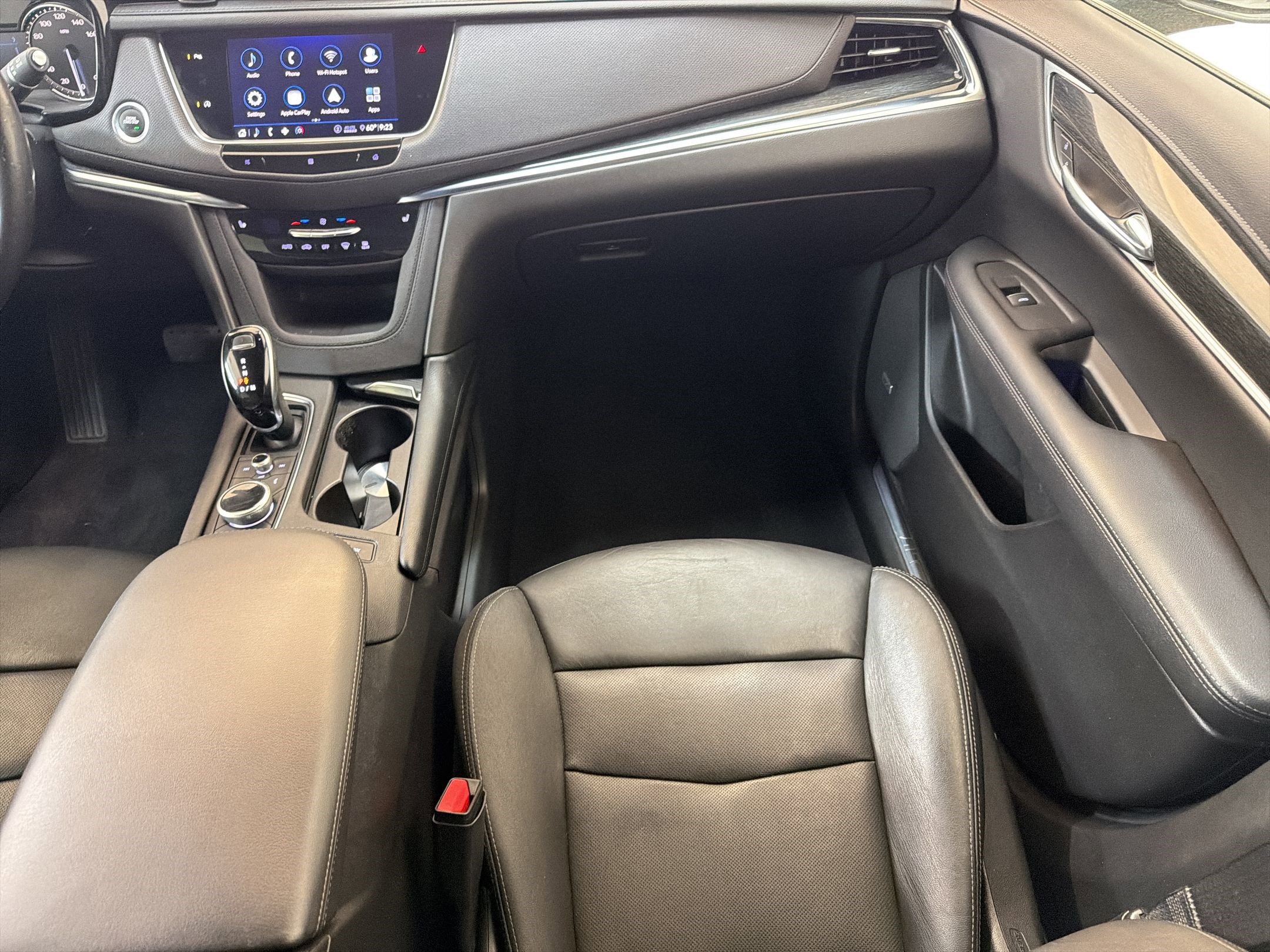 Used 2020 Cadillac XT5 Premium Luxury image 27