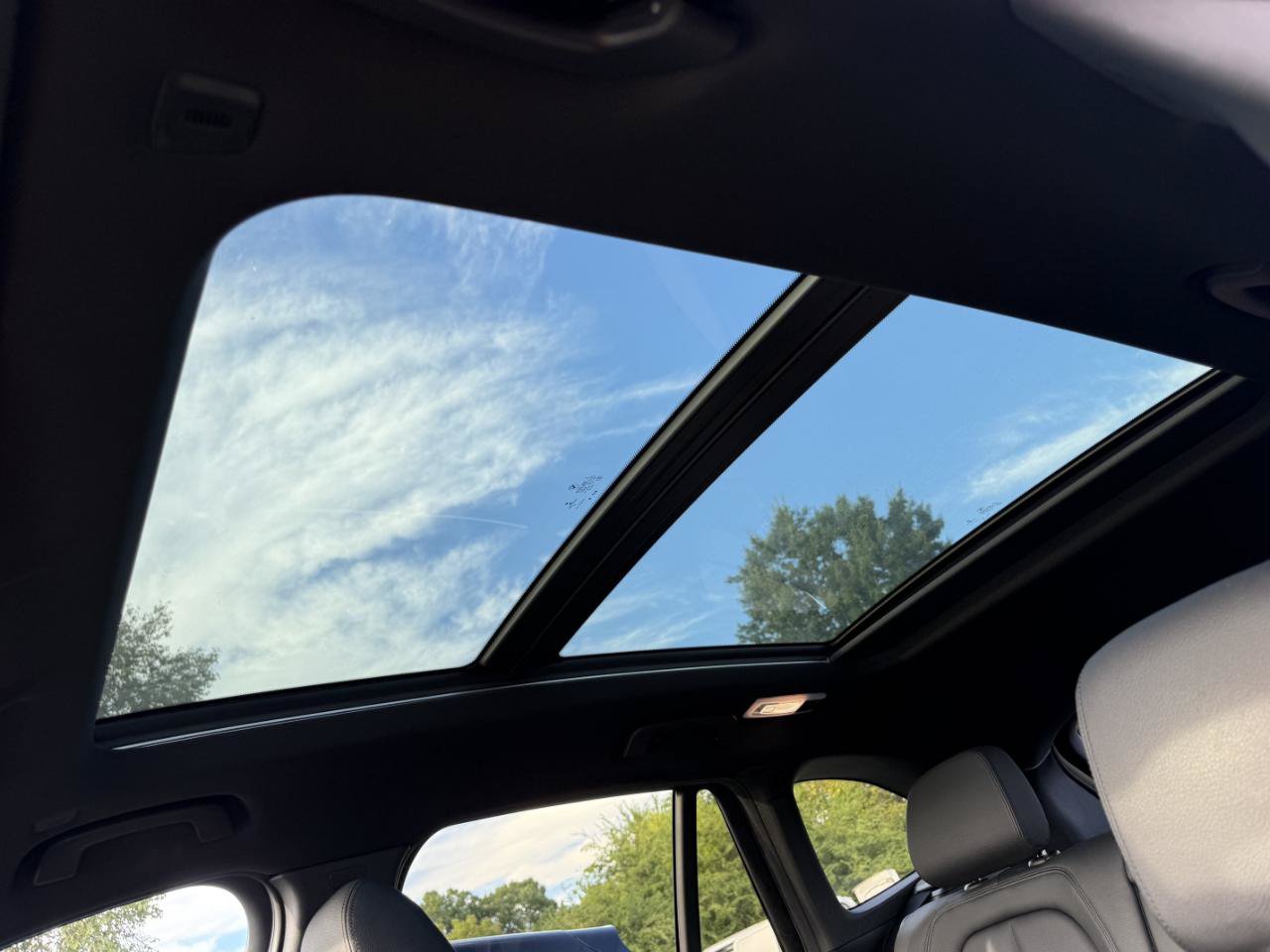 Used 2018 BMW X1 sDrive28i w/ Convenience Package FWD image 19