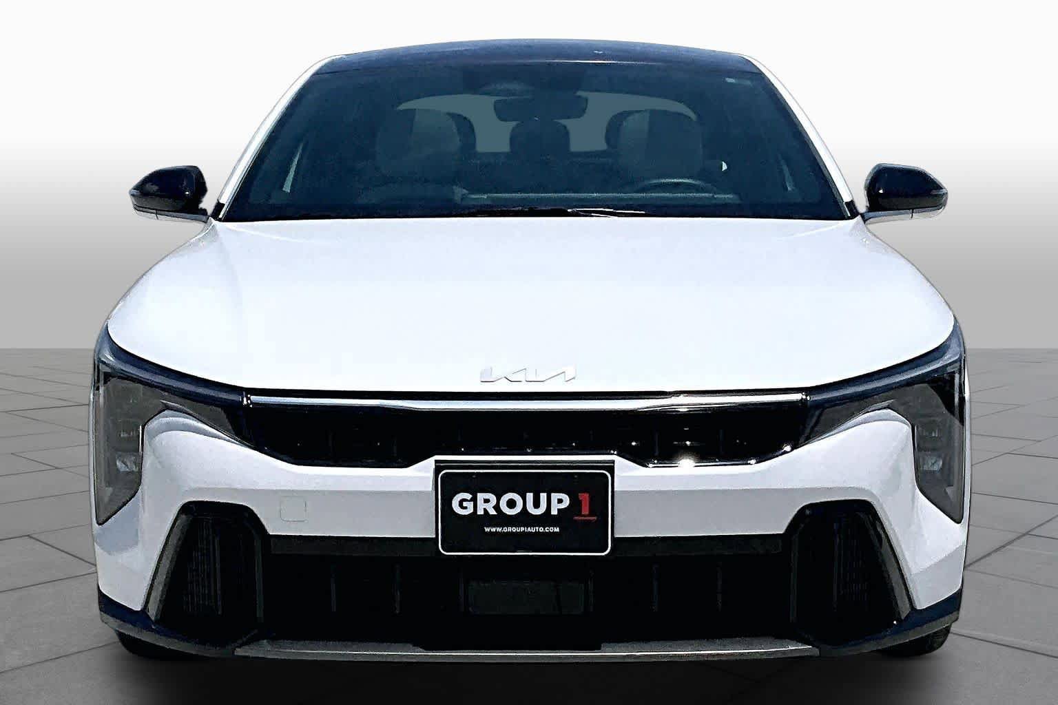 Certified 2025 Kia K4 GT-Line w/ GT-Line Premium Package FWD image 4