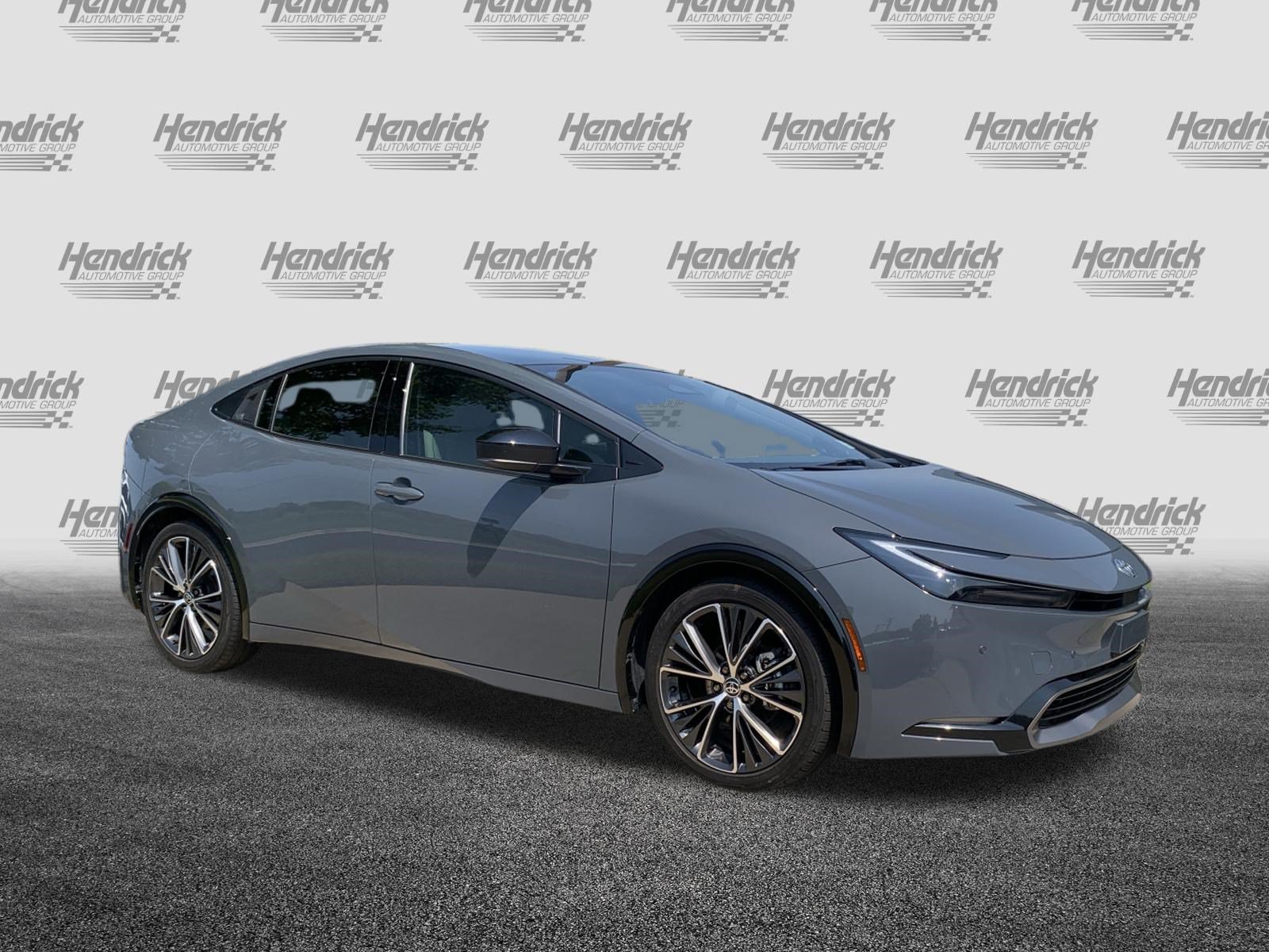 Used 2024 Toyota Prius Limited FWD image 2