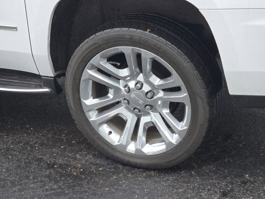 Used 2020 GMC Yukon XL SLT w/ Premium Edition image 12