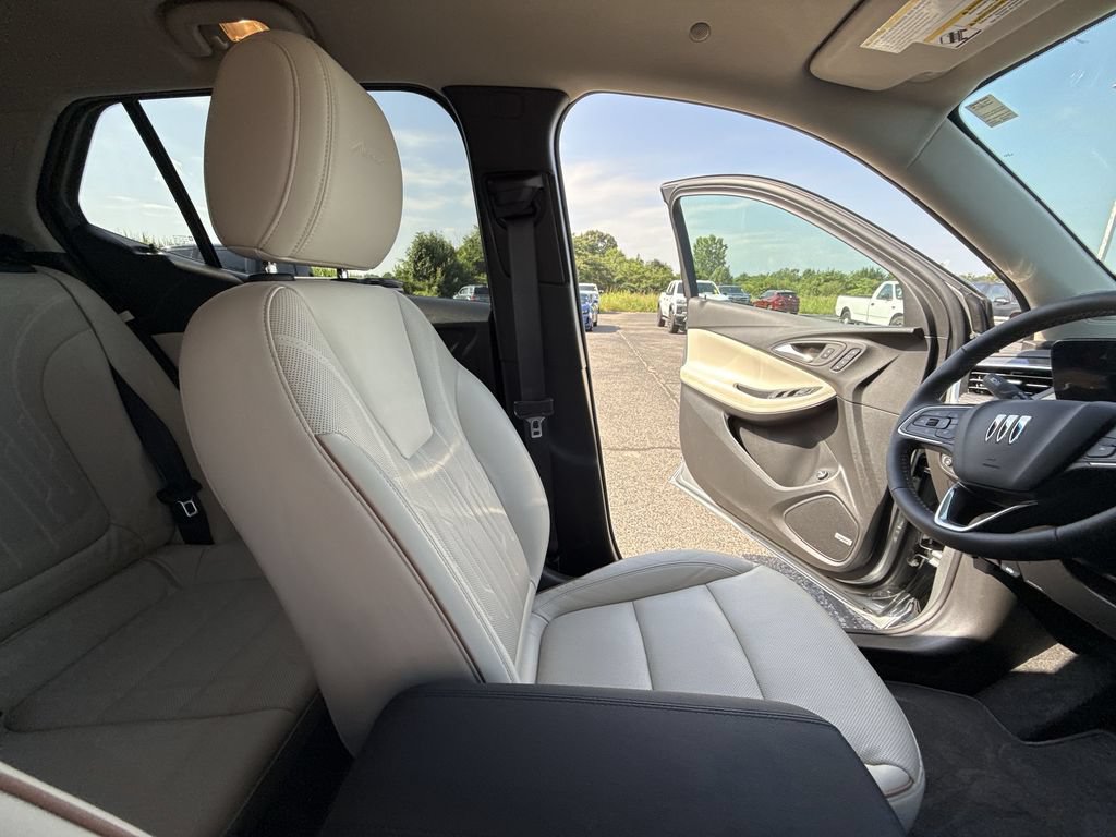 Certified 2026 Buick Encore GX Avenir w/ Avenir Technology Package FWD image 13