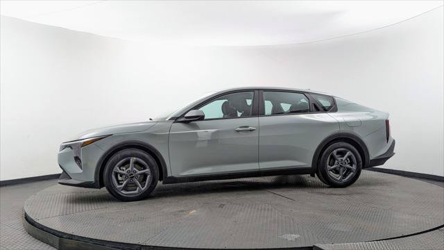 Used 2026 Kia K4 FWD image 3