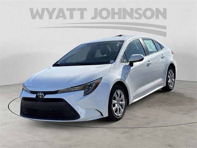 Used 2023 Toyota Corolla LE image 1
