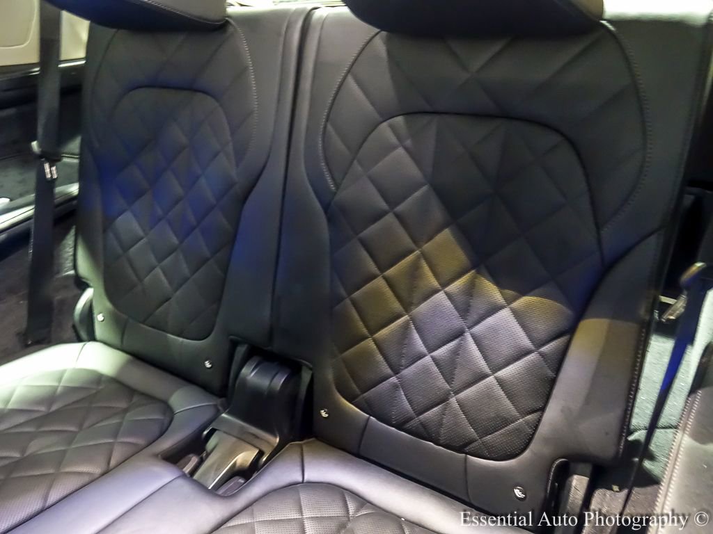 Used 2025 BMW X7 xDrive40i w/ Premium Package image 17