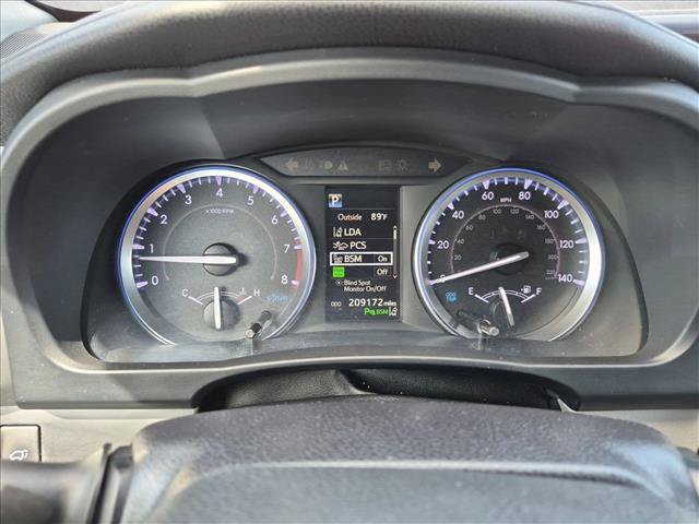 Used 2019 Toyota Highlander Limited AWD/4WD image 10