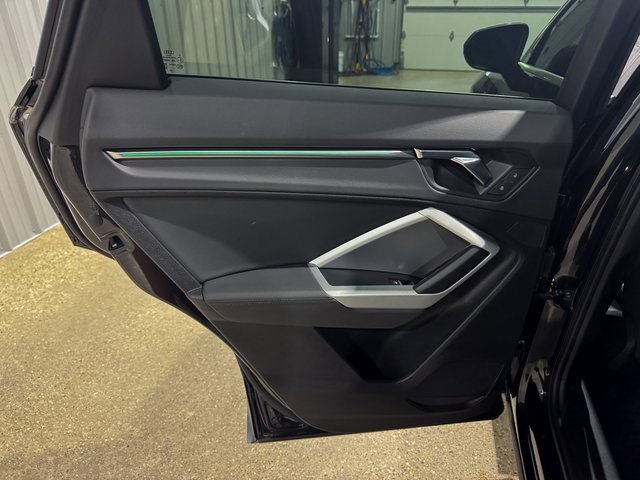 Used 2021 Audi Q3 2.0T Premium Plus w/ Premium Plus Package image 20