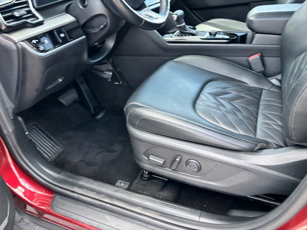 Used 2024 Kia Sportage X-Line w/ X-Line Premium Package image 26